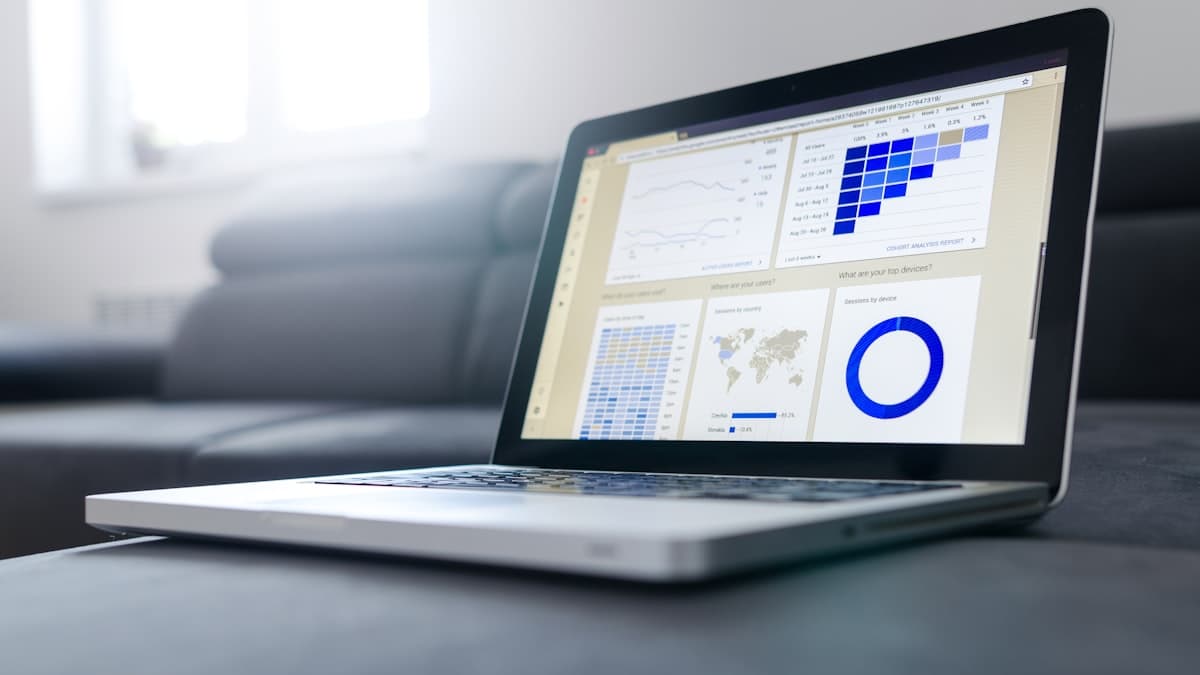 Google Ads vs SEO: When to Use Each for UAE Businesses